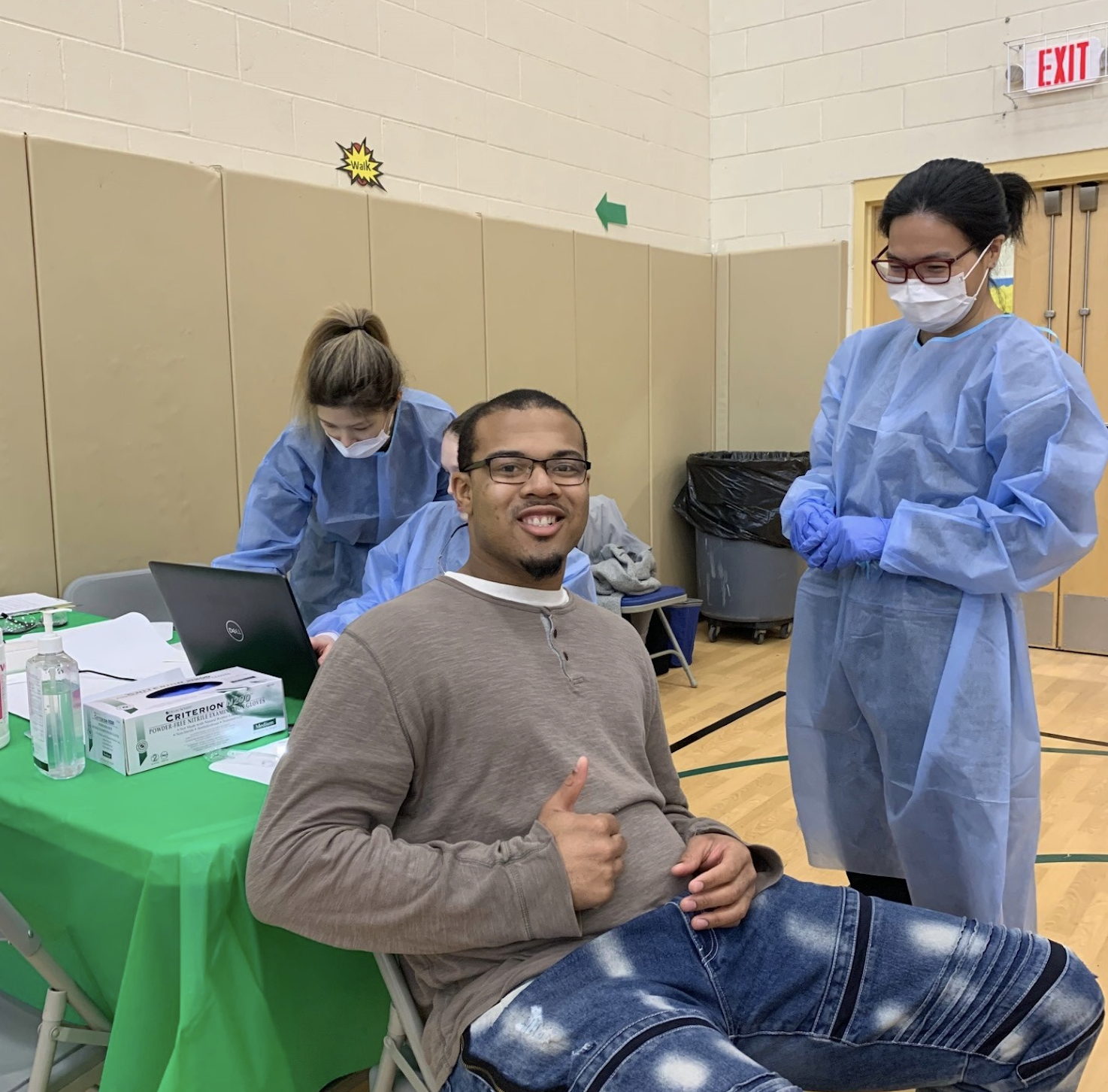 Community Outreach: Faculty members, students, and clinic dentists collaborate to perform screenings for New Jersey children each semester.| Image Credit: © Middlesex College